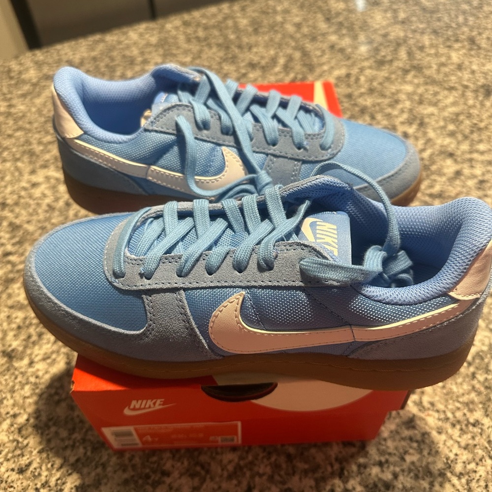 Nike Field General